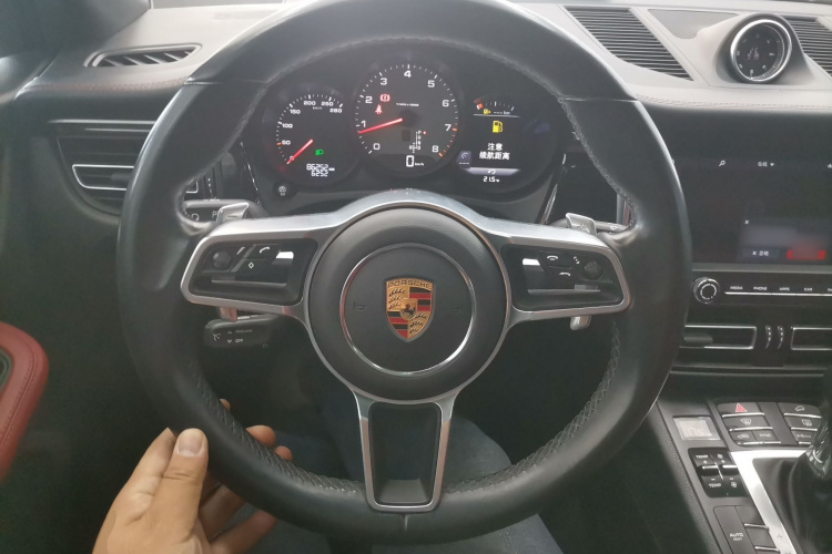 保时捷 2021款 Macan S 3.0T中控内饰13