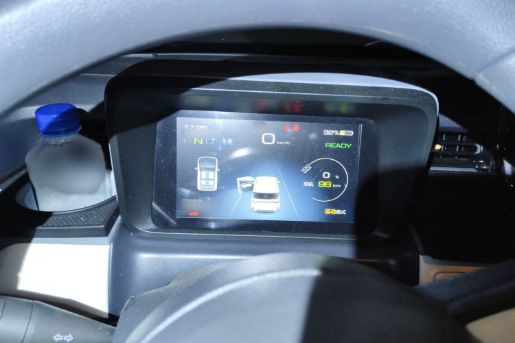 五菱汽车 宏光MINIEV 2022款 GAMEBOY 300km 玩咖款 磷酸铁锂局部细节14