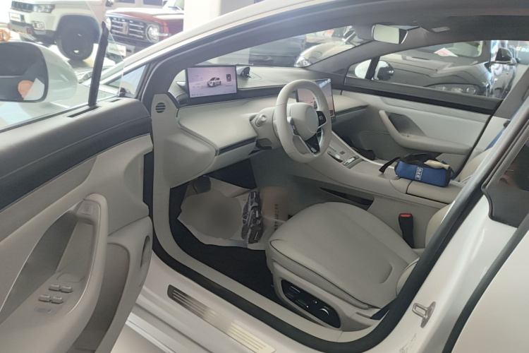 鸿蒙智行 智界S7 2025款 855km Max中控内饰7003