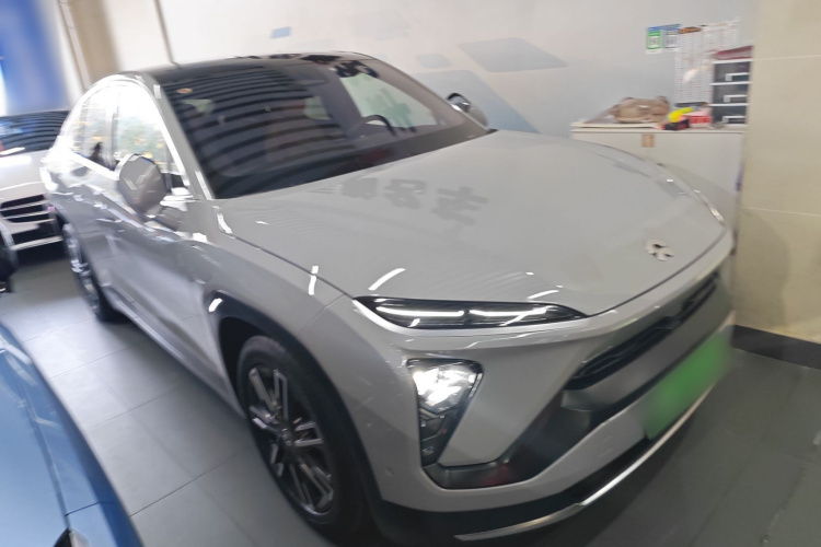 蔚来EC6 2020款 440KM 性能版车身外观3