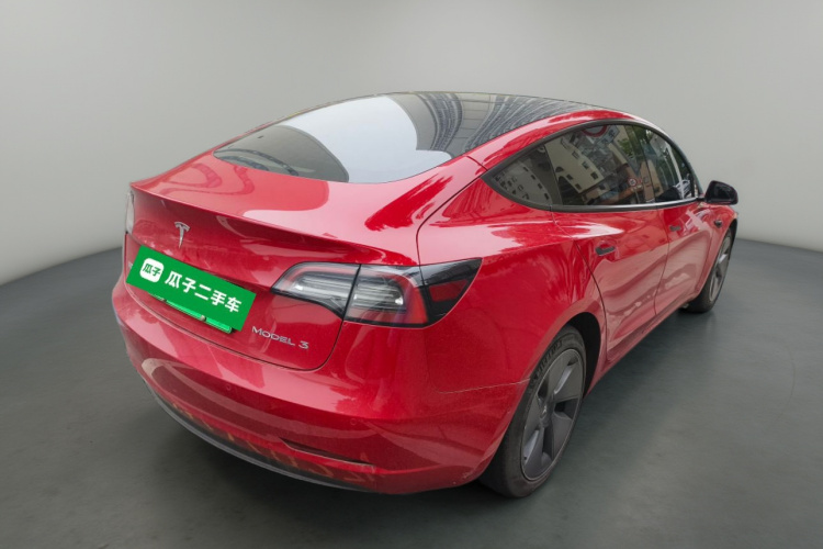 特斯拉 Model 3 2022款 后轮驱动版车身外观7
