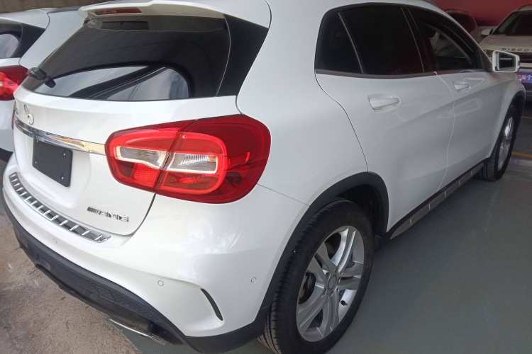 奔驰GLA 2016款 GLA 200 时尚型车身外观7