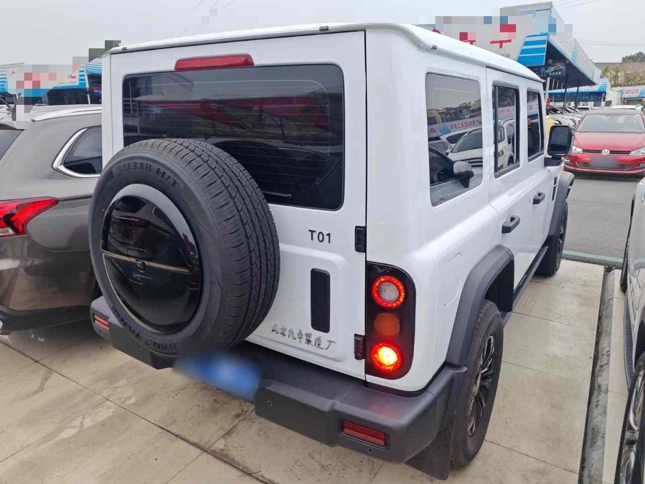 212 T01 2024款 2.0T 探险家(4)