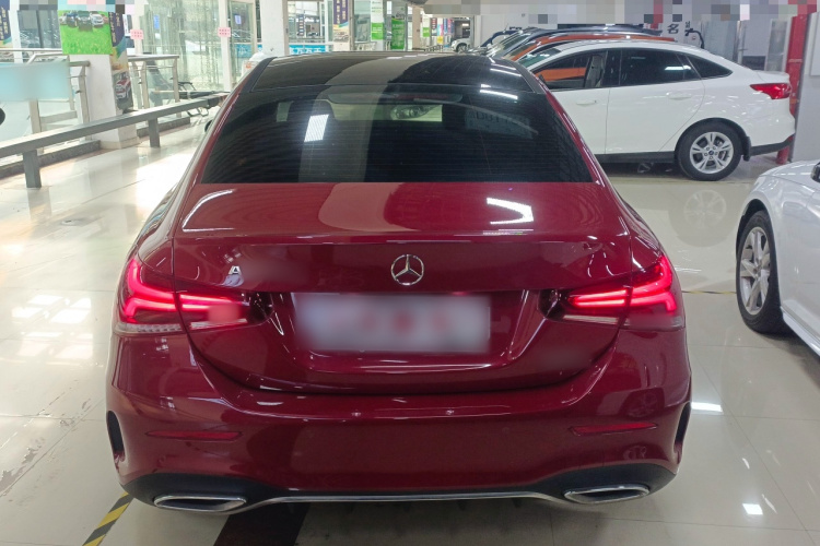 奔驰A级 2021款 A 200 L 运动轿车时尚型车身外观6004