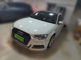 奥迪A3 2018款 30周年年型 Limousine 35 TFSI 时尚型