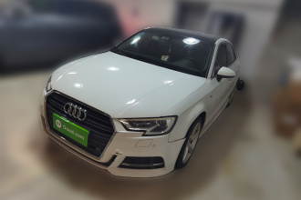 奥迪A3 2018款 30周年年型 Limousine 35 TFSI 时尚型