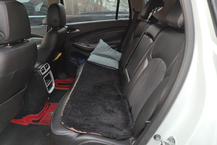 别克 昂科威 2016款 20T 两驱领先型中控内饰21