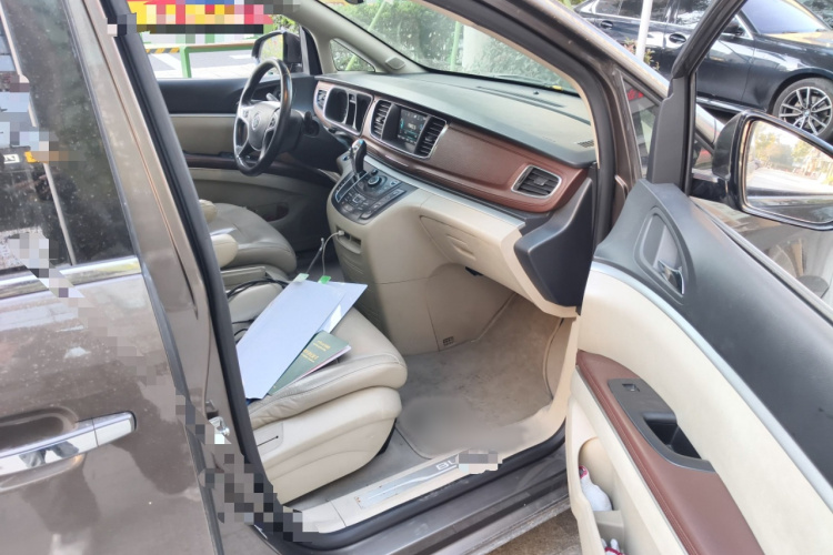 别克GL8 2017款 25S 尊贵型 国V局部细节9005