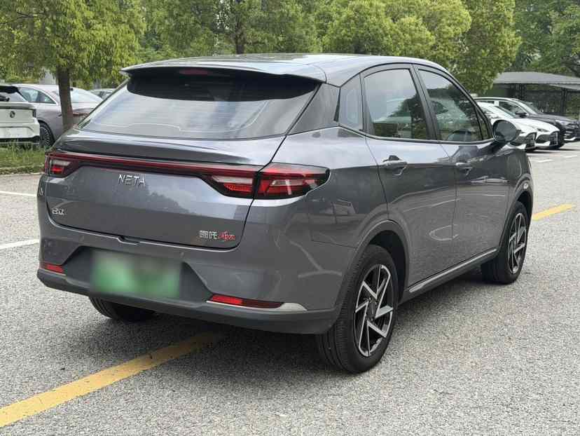 哪吒汽车 哪吒AYA 2023款 401(5)