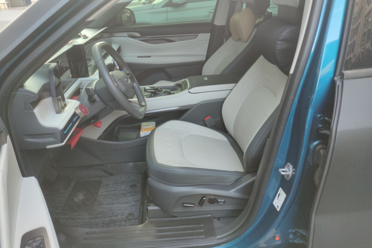 福特 2023款 锐界L 2.0T EcoBoost 两驱七座豪华型中控内饰19