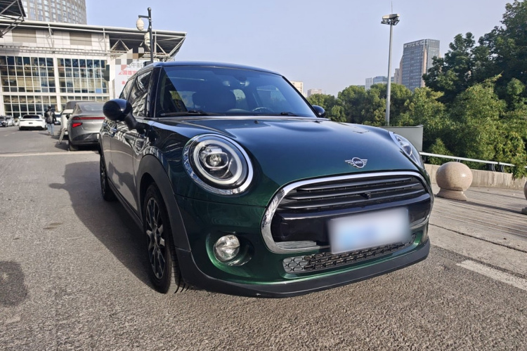 MINI 2018款 1.5T COOPER 经典派 五门版车身外观6002
