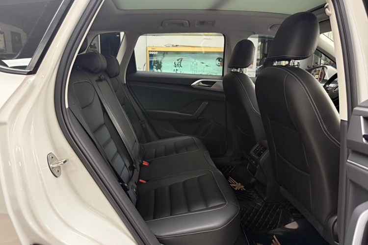 大众 途岳新能源 2021款 全景优享版中控内饰7011