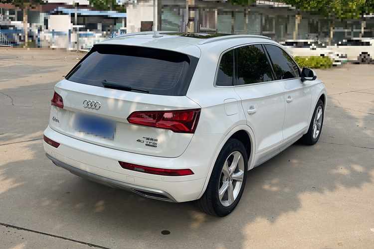 奥迪Q5L 2020款 改款 40 TFSI 荣享进取型车身外观6003