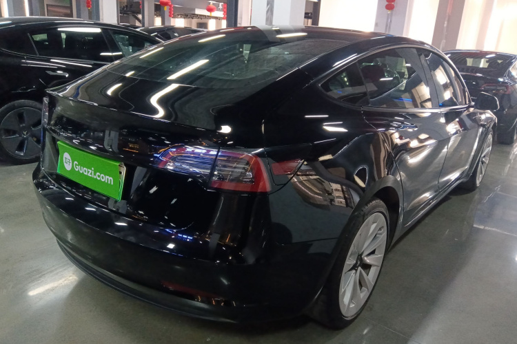 特斯拉 Model 3 2022款 后轮驱动版车身外观6005