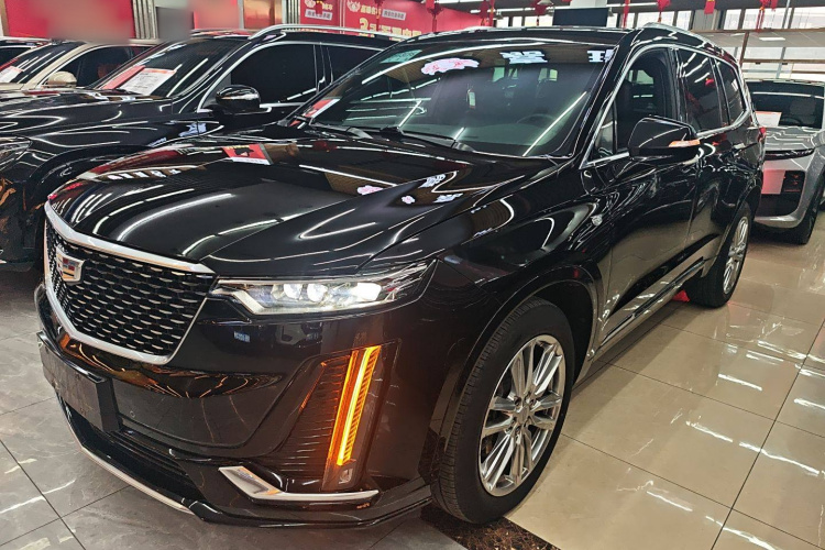 凯迪拉克XT6 2022款 2.0T 六座四驱豪华型标准版车身外观1