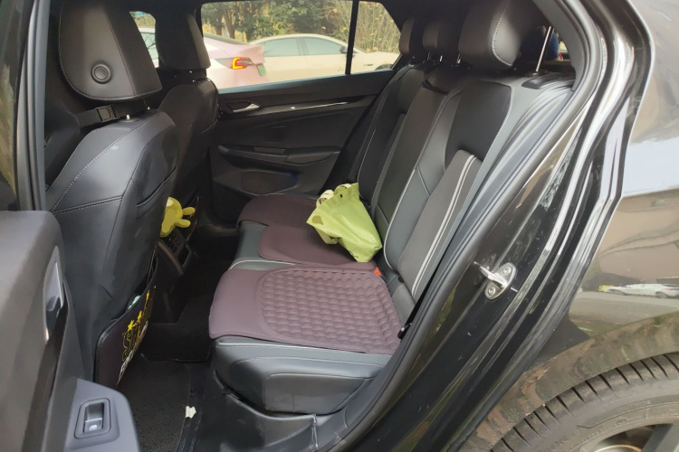 大众 高尔夫 2023款 280TSI DSG R-Line Lite中控内饰21
