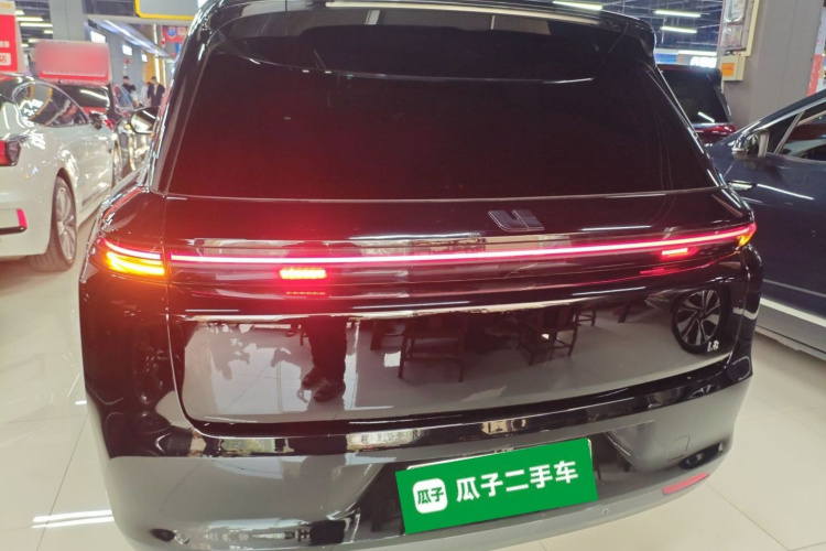 理想汽车 理想L8 2023款 Pro车身外观6