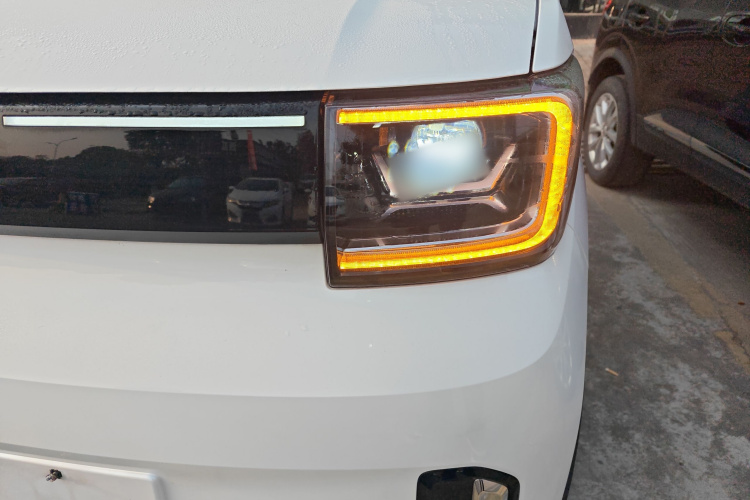 五菱汽车 宏光MINIEV 2022款 GAMEBOY 200km 玩咖款 磷酸铁锂局部细节36