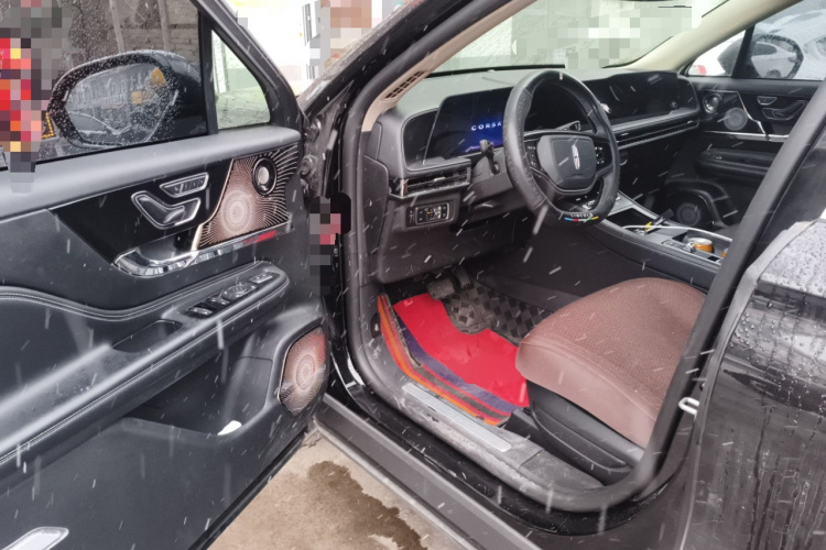 林肯 冒险家 2024款 2.0T 两驱尊享版中控内饰20