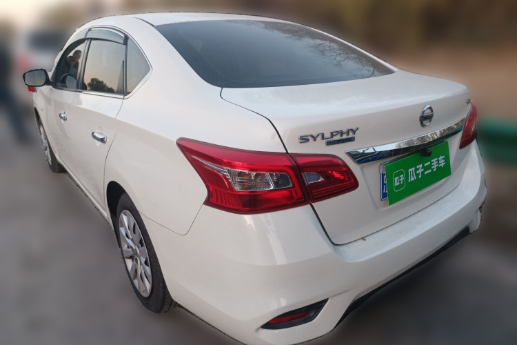 日产 轩逸 2021款 经典 1.6XE CVT舒适版车身外观6003