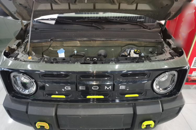 吉利银河 2025款 210km 熊猫骑士机舱底盘24