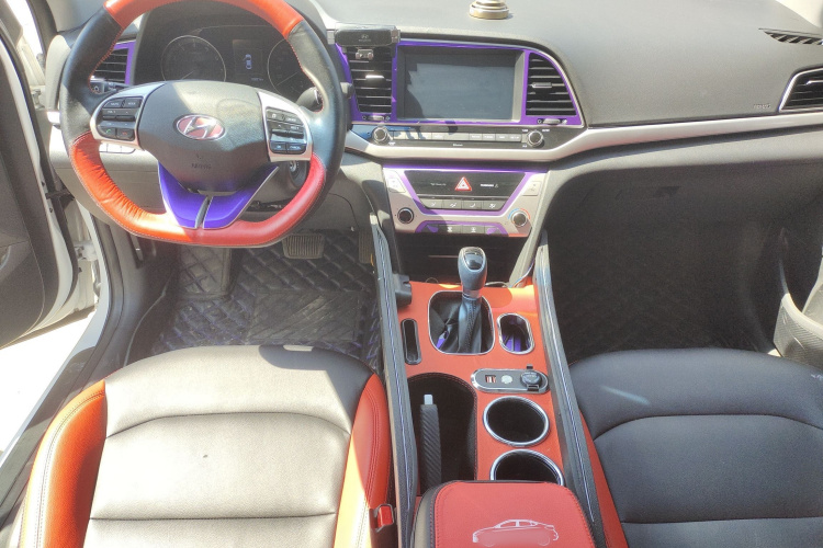 现代 领动 2016款 1.6L 自动智炫·精英型中控内饰7003