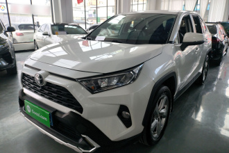 丰田 RAV4荣放 2020款 2.0L CVT两驱风尚版