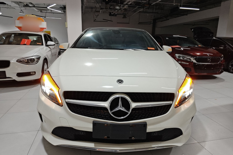 奔驰A级(进口) 2018款 A 200 动感型车身外观6001