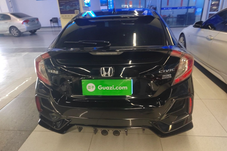 本田 思域 2021款 HATCHBACK 220TURBO CVT潮酷控车身外观6