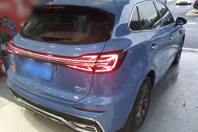 红旗HS5 2023款 2.0T 旗享Pro版车身外观6005