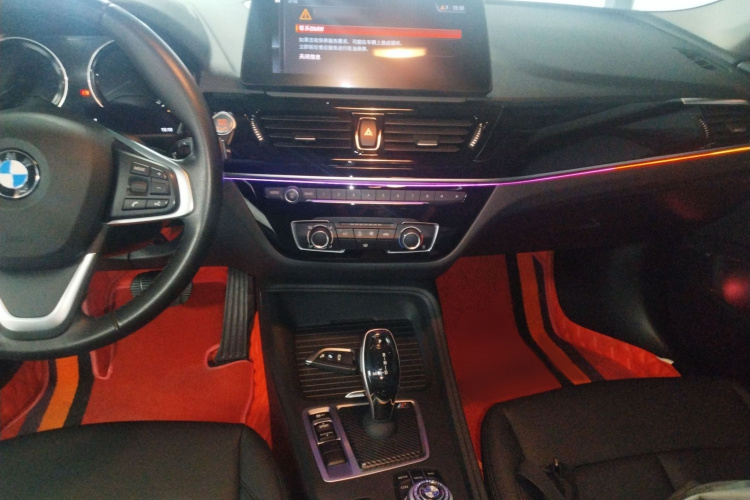 宝马1系 2021款 改款 120i M运动版局部细节16