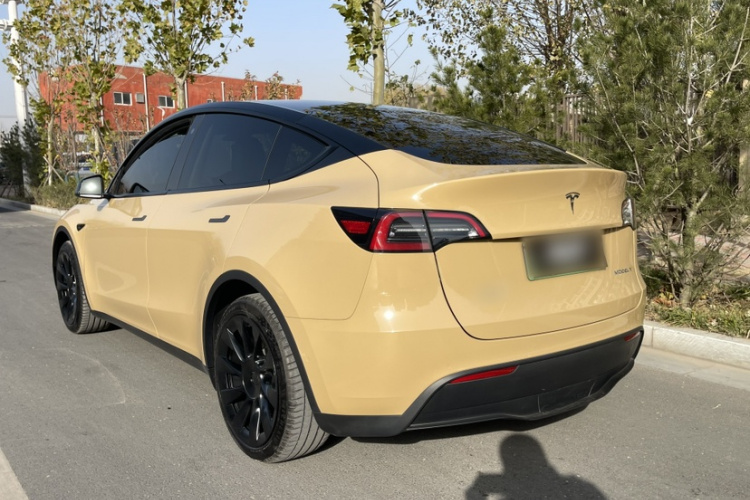 特斯拉 Model Y 2022款 改款 后轮驱动版车身外观6002
