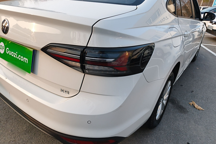 大众 朗逸 2023款 新锐 1.5L 自动新逸版车身外观9