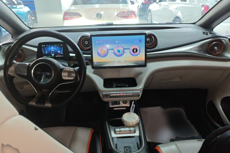 比亚迪 海豚 2021款 405km 时尚版中控内饰12