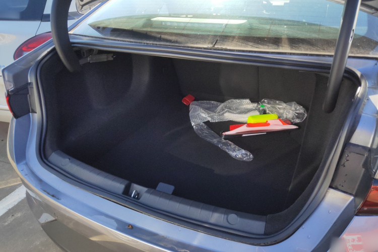 比亚迪 秦PLUS 2025款 DM-i 智驾版 55KM领先型机舱底盘23