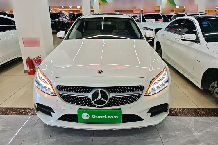 奔驰C级 2020款 C 200 L 时尚型运动版车身外观2