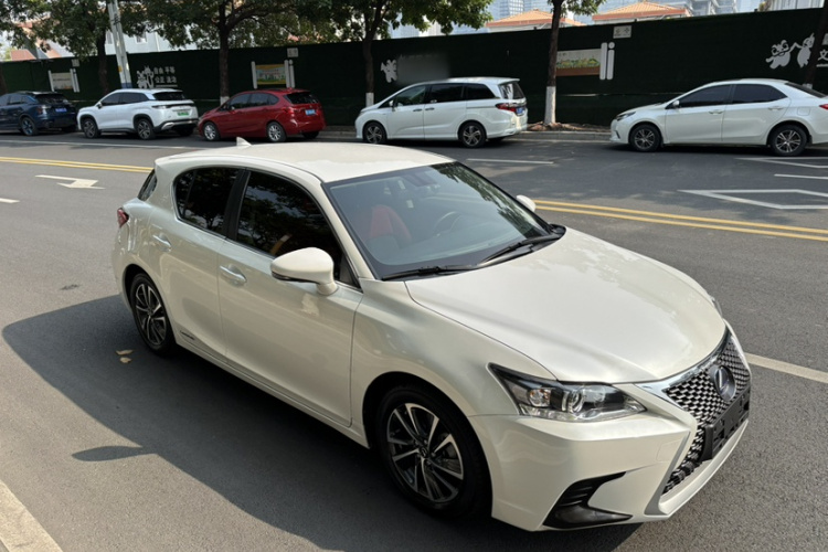 雷克萨斯CT 2020款 CT200h 精英版 单色车身外观6007