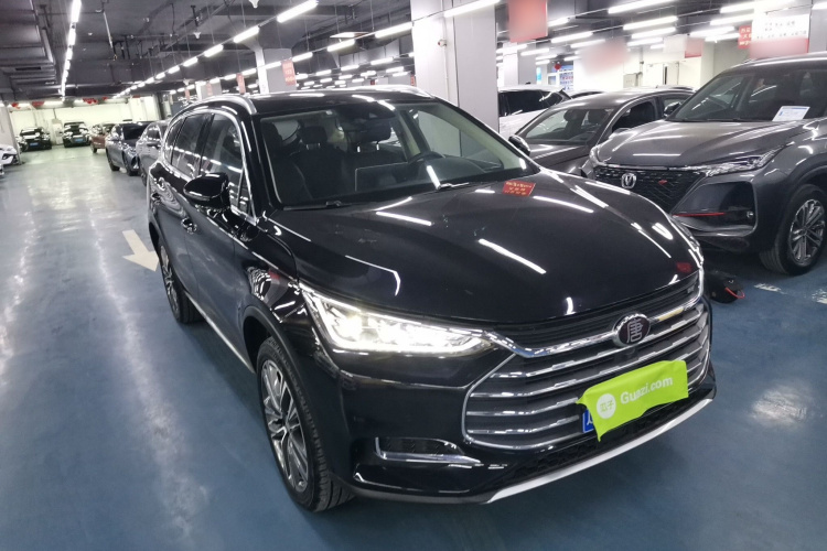 比亚迪 唐 2018款 2.0T 自动智联尊荣型 7座 国V车身外观6002