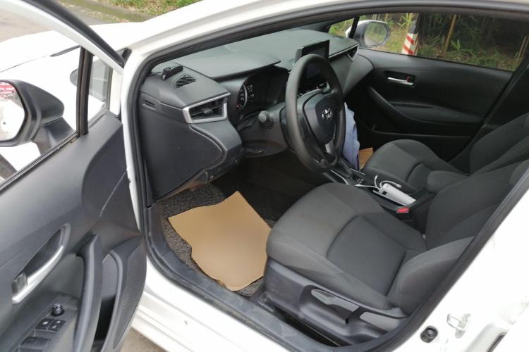 丰田 雷凌 2022款 TNGA 1.5L CVT进取版中控内饰20