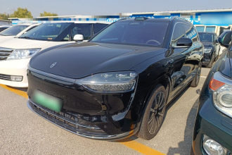 鸿蒙智行 问界M9 2024款 增程 Max版 42kWh 5座版