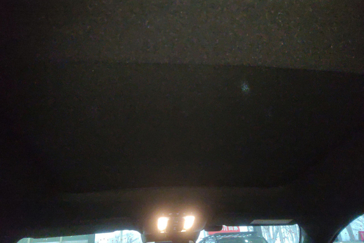 奔驰A级 2024款 改款 A 200 L 时尚型中控内饰22