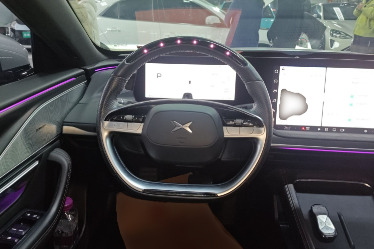 小鹏P7 2023款 P7i 702 Pro局部细节13