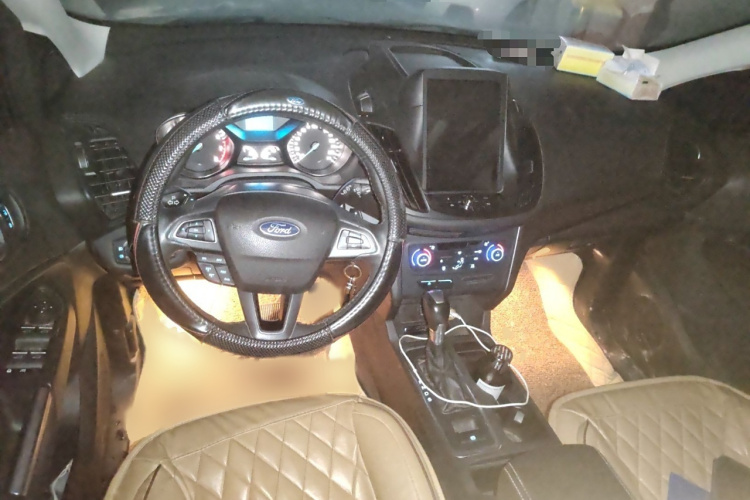 福特 翼虎 2017款 EcoBoost 180 两驱虎跃型中控内饰7002