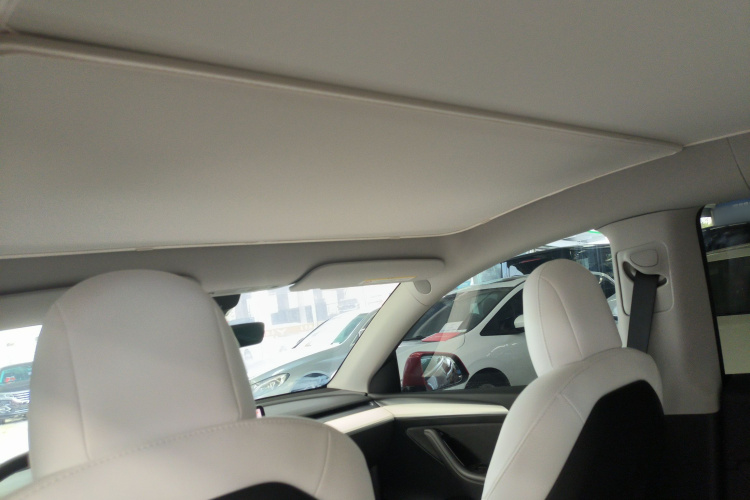 特斯拉 Model Y 2022款 Performance高性能全轮驱动版局部细节22