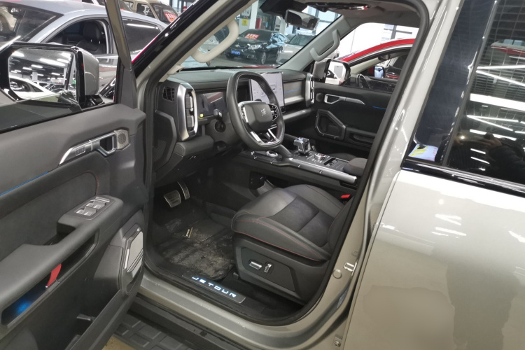 捷途山海 捷途旅行者C-DM 2024款 C-DM 129KM 林野版中控内饰7003