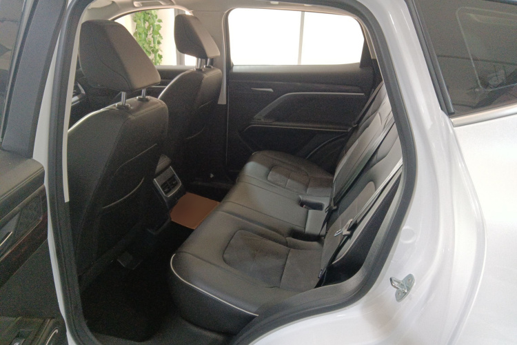 哈弗H6 2023款 国潮版 1.5T 自动都市版中控内饰21