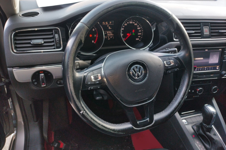 大众 速腾 2018款 1.6L 自动舒适型中控内饰13