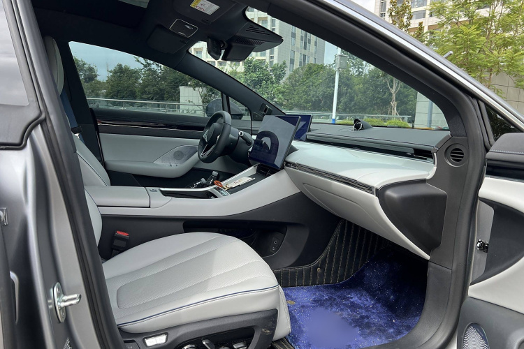 鸿蒙智行 智界S7 2024款 Max中控内饰7006