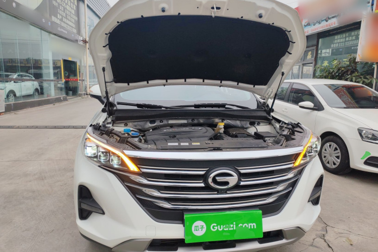 广汽传祺 传祺GS5 2021款 进阶款 270T 科技智领版机舱底盘24