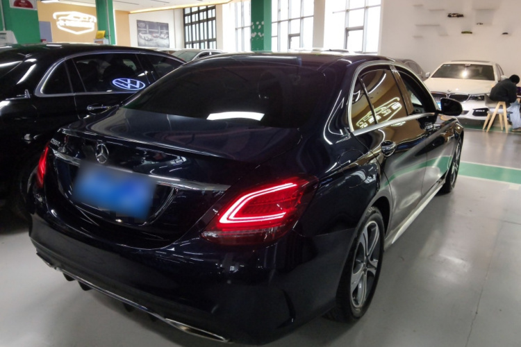 奔驰C级 2019款 改款 C 260 L 运动版车身外观6005